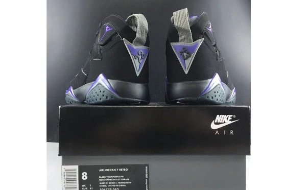 304775-053 RAY ALLEN RETRO BUCKS AIR 304775-053 JORDAN 7 0320